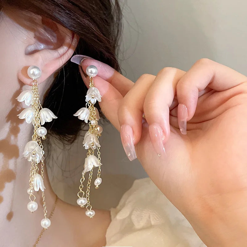 Elegant White Acrylic Flower Tassel Earrings
