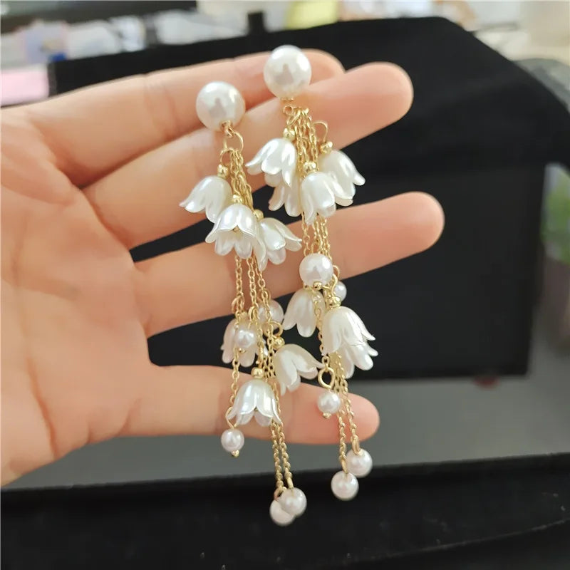 Elegant White Acrylic Flower Tassel Earrings