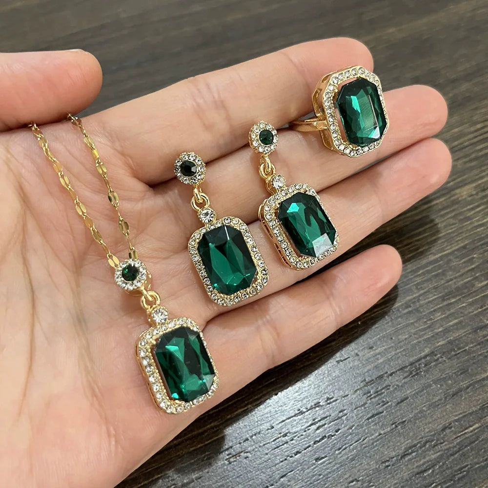Elegant Green Geometric Jewelry Set